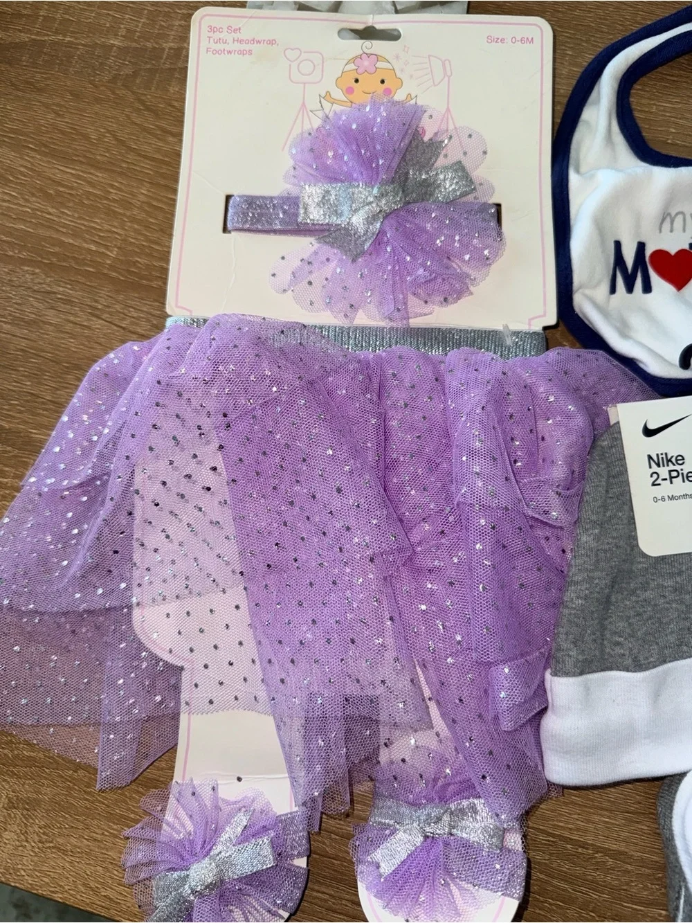 Nike Baby Accessories Set mittens hats socks bibs all newborn girls infant